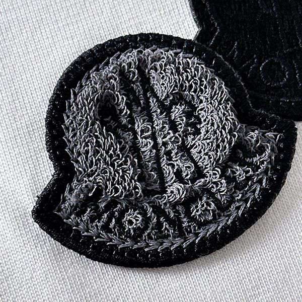 入手困難品！モンクレール ロゴ刺繍 Tシャツ 激安 選べる3色 mou46257